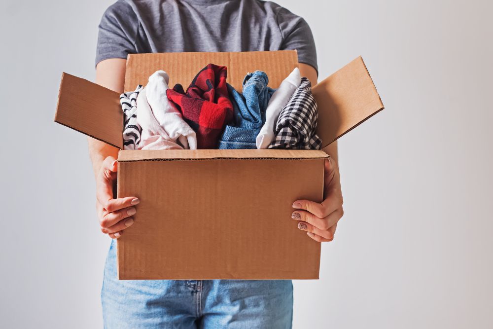 Four Tips for Packing Your Clothes for a Move