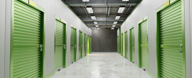 What's Better: Indoor or Outdoor Storage Units?